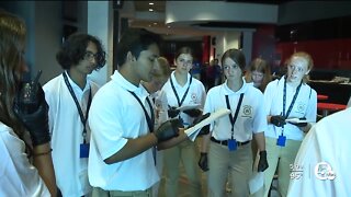 High School students get a glimpse inside the Cleveland FBI