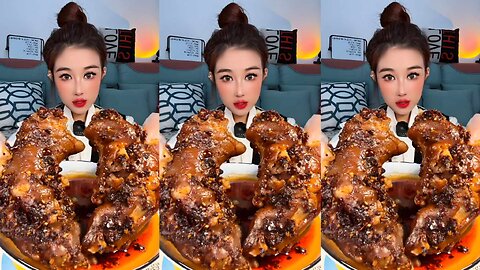 Eating Chinese Pork Trotters Mukbang | Spicy Pork feet with Garlic Chilli Sauce Eating Delicious