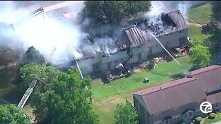 'I’m in shock': Massive fire rips through townhomes in Auburn Hills
