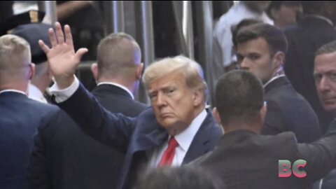 Trump surrenders at Manhattan court for NYC arraignment