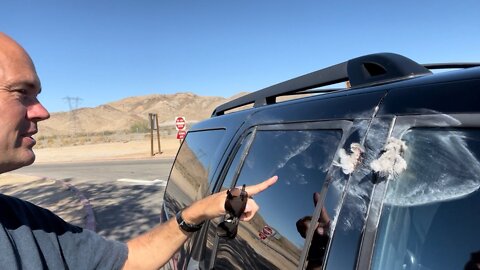 CAR WINDSHIELD DESTROYED AT THE BEGINNING OF OUR ROADTRIP 😳