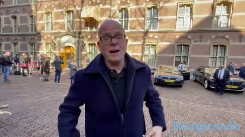 Huig Plug LIVE #17. De vrijdag van Huig op Binnenhof: MSM heeft ineens allemaal zwarte plopkappen