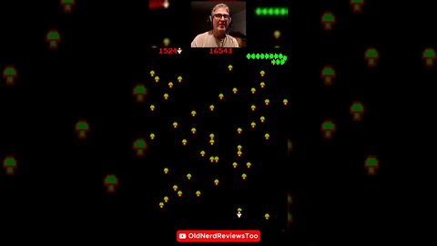 I Suck At CENTIPEDE, 1981, Atari, Inc. 🕹😮 #shorts