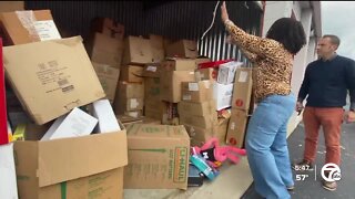 'Such a blessing': Pontiac nonprofit gathers coats and toys for kids