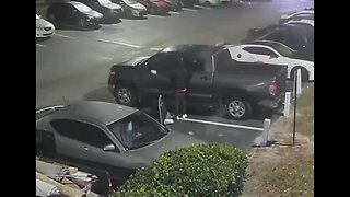 VIDEO: Suspects break into several vehicles at Winter Haven apartment complex