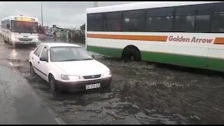 Sourth Africa - Cape Town - Heavy Rain (Video) (qwc)