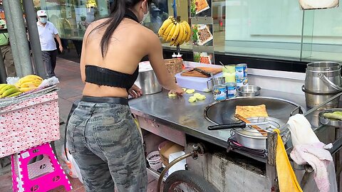 UNMASKED! The Most beautiful & Hard Working Girl In Bangkok Sells Banana Pancake Roti