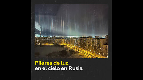 Aparecen pilares de luz en el cielo en Rusia