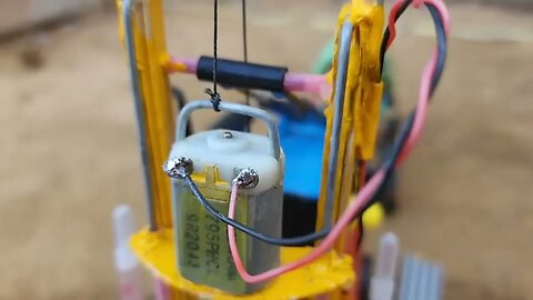 diy tractor mini borewell drilling machine _ science project _ submersible water pump