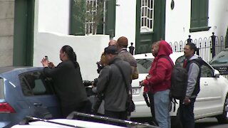 Media and Family at the Van Breda triple murder case (qJn)