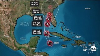Metro Detroiters with Florida properties worry about Hurricane Ian