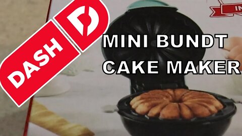 DASH MINI BUNDT CAKE MAKER
