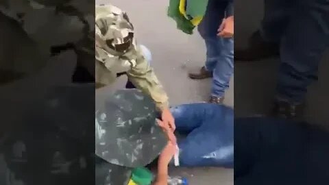 Manifestante é atingido por disparo de arma de fogo em Brasília!