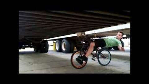 Idiots On Bikes | Hilarious Cyclist Fails Compilation