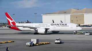 WATCH: Qantas slashes flights to Asia after coronavirus outbreak (fXy)