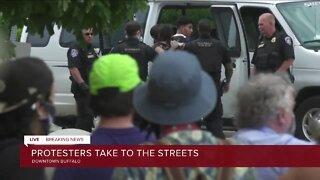 Tensions ease in Niagara Square after demonstrations over police reform