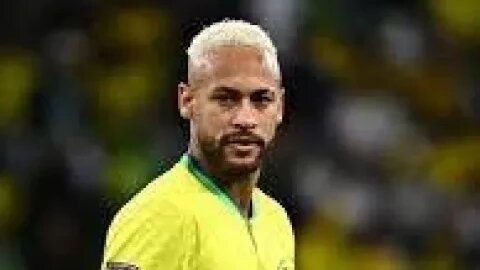 Neymar sofre ruptura do ligamento do joelho e passará por cirurgia… 6 meses parado pode aposentar !