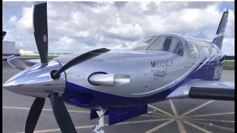 Piper Aircraft says new M600 SLS plane able to land by itself at the push of a button