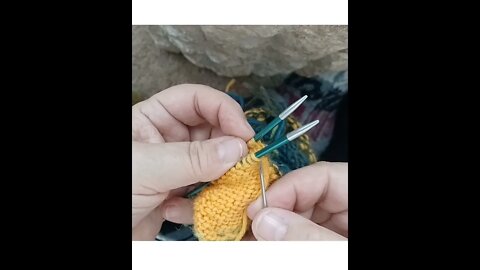 Knitting Tutorial - Purl Side Kitchener Stitch. also called inside out kitchener.