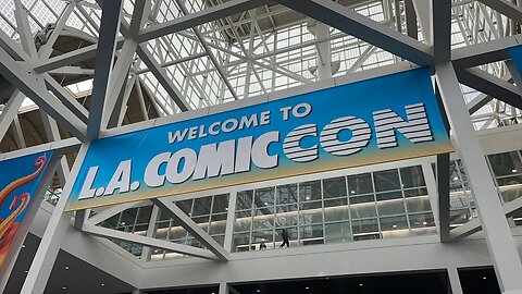 LIVE From LA Comic Con!!
