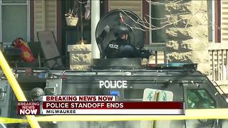 Milwaukee police rescue hostage; standoff ends