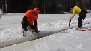 The world's largest moving ice carousel!