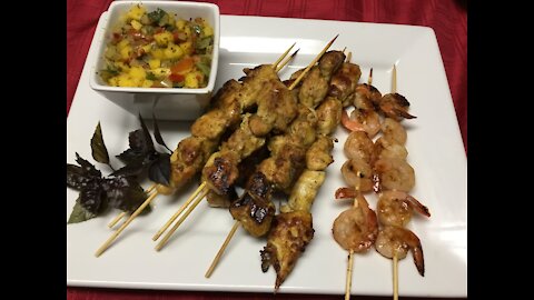 Curry Chicken & Shrimp Kebabs with Mango Salsa/Easy Chicken & Shrimp on a Stick/Mango Salsa