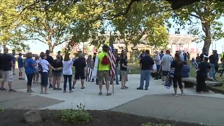 Rally to support police held in Cleveland, protesters hold counter event
