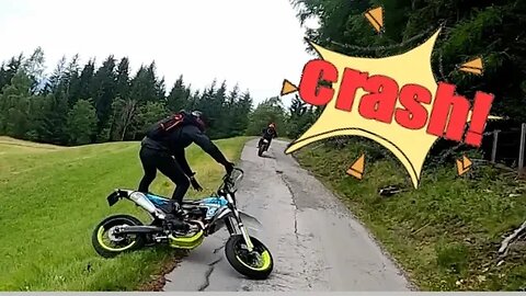 HE CRASHED THE FIRST DAY SUPERMOTO TOUR VLOG 1 - SuperMotoValhalla -