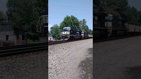 empty coal flies by #train #youtube #youtubeshorts #short