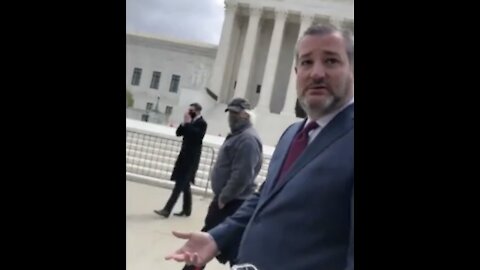 Law Student Confronts Ted Cruz on Court Packing, Gets Absolutely REKT