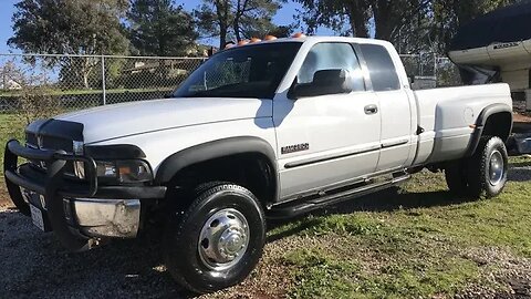 2001 Dodge Ram 3500 Laramie Dually Cummins 24V 6-Cylinder Turbo Diesel 4x4 5.9L Sports-cab