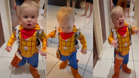 Baby loves his 'Toy Story' themed Halloween costume