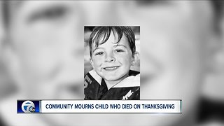 Community mourns child who died on Thanksgiving