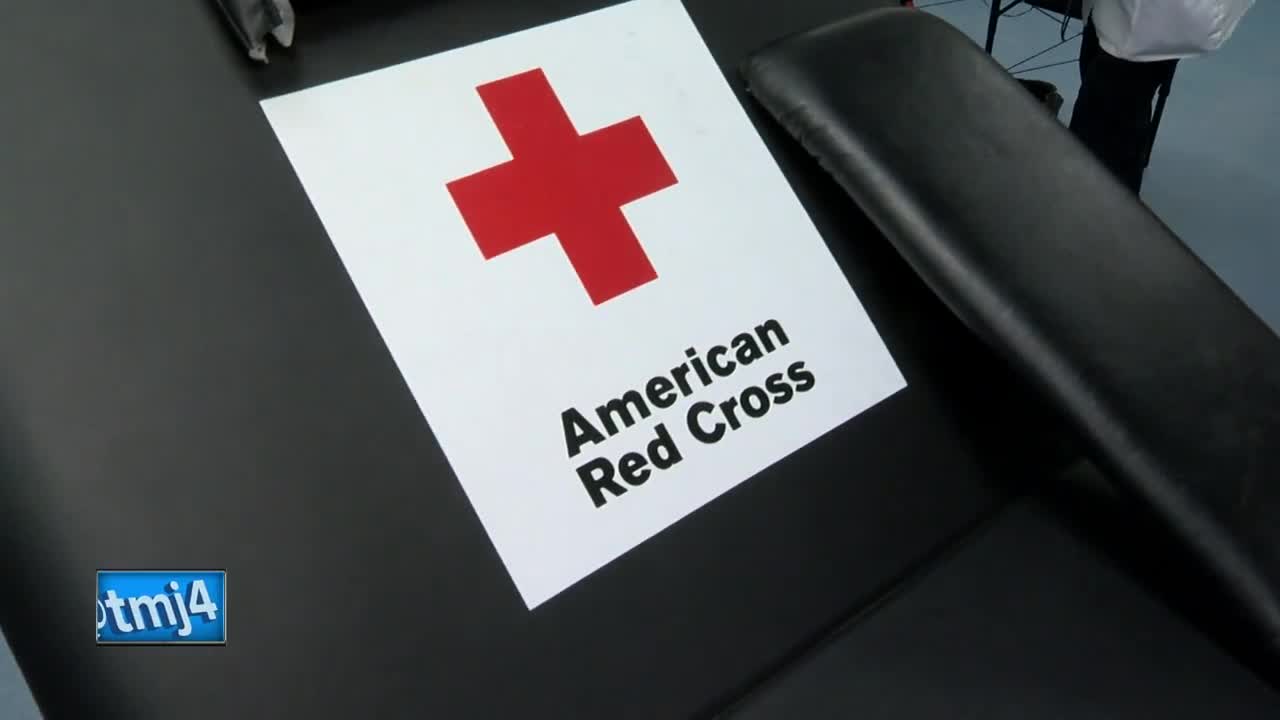 Red Cross looking for blood donors during holiday season