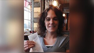 Single mother from Detroit receives $2020 tip on $23 bill ahead of new year