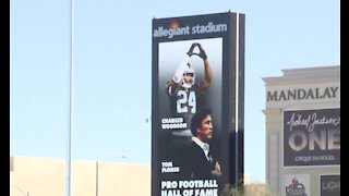 Allegiant Stadium honors hall of famers