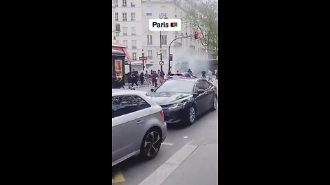 Afghanistan 🇦🇫 illegal migrants causing chaos in Paris France 🇫🇷