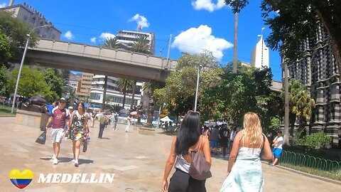 🇨🇴 El centro, Medellin - Walking tour [4k]