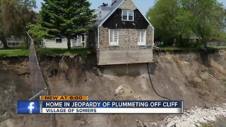 Somers home teetering over cliff along Lake Michigan could fall any day due to erosion