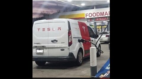 An American rages at the price of petrol in the US, & TESTA REPAIR VAN BY FORD, ☝️