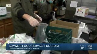 Non-profit serves free meals to students in need