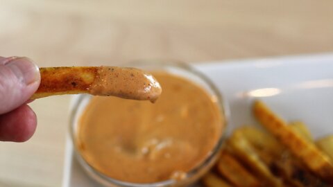 How to make Quizno's chipotle mayo sauce