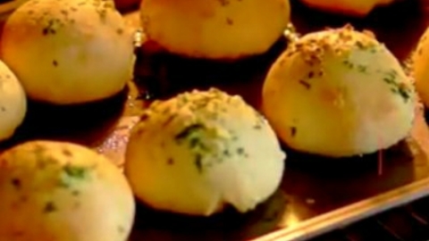 Garlic Herb Cheese Bombs