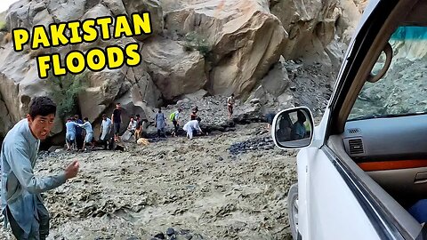 Experiencing the Pakistan Floods on Pakistan's Deadliest Roads 🇵🇰 | Pakistan Flash Flood