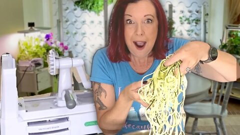Making Zoodles with a NEW Spiralizer!