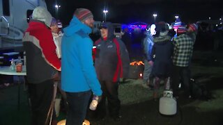 Bills fans brave the elements