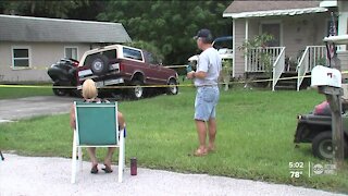 Sinkhole opens in Palm Harbor house's driveway