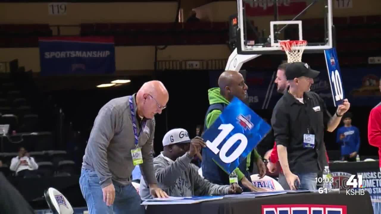 NAIA men's basketball fans appreciative tournament is back in Kansas City