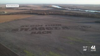 Chiefs fan, business owner pays tribute to his favorite NFL team through crop art